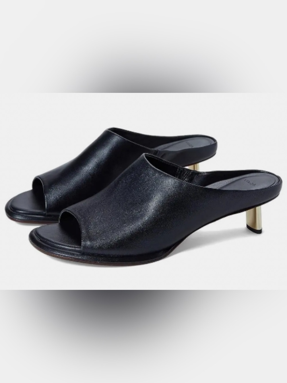 Vincy Ezzy Mule, 9